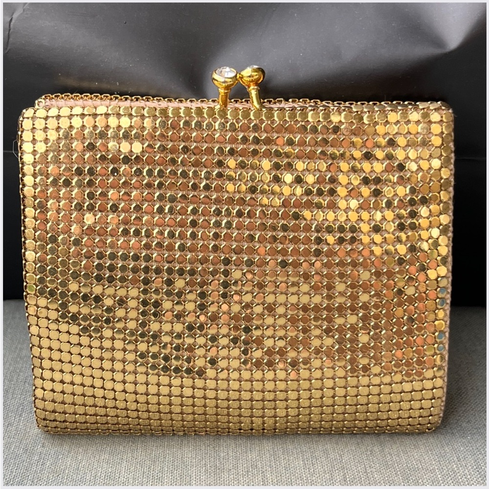 Vintage Gold Chainmail Wallet Crystal Kiss lock
